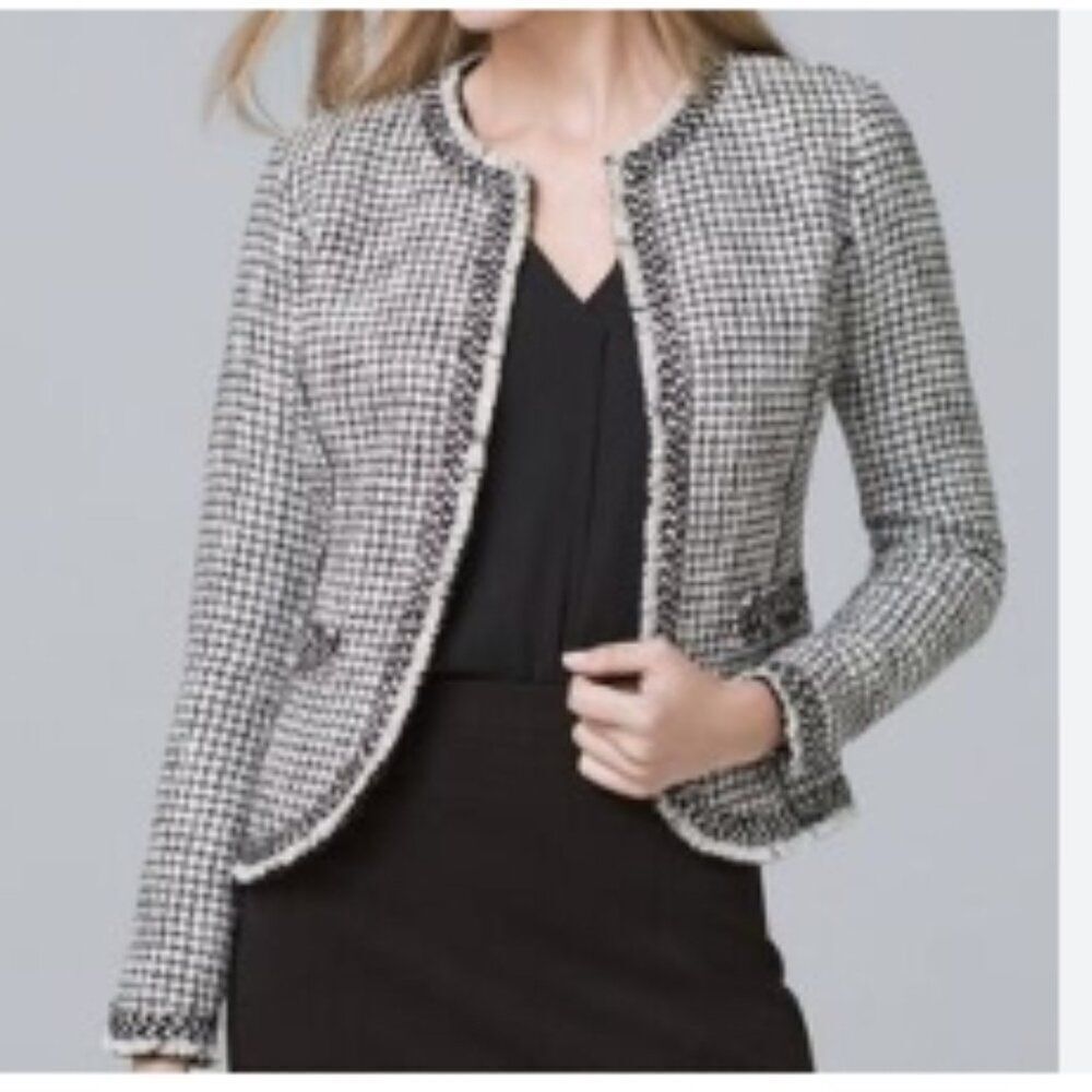 Like New!White House Black Market White and Black Tweed Blazer Jacket in Size XS
